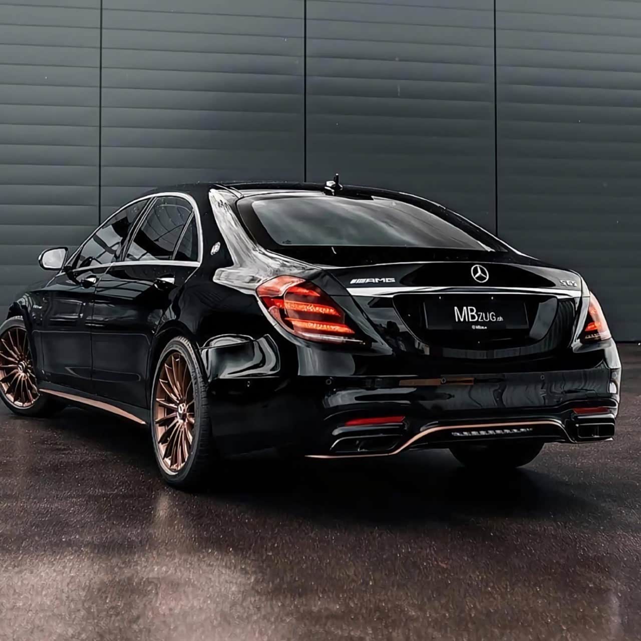 567 | 回复: 0 奔驰s级论坛 amg s65 霸气的陆地上的黑武士.