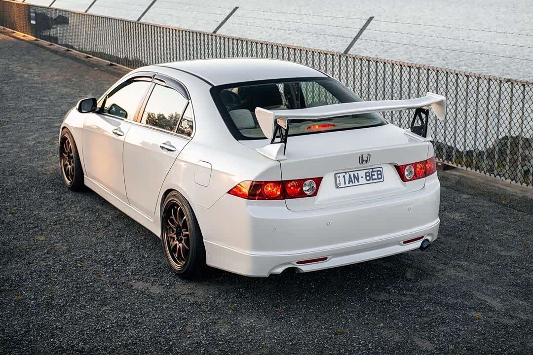 本田雅阁7代cl9欧版也就是思铂睿很帅的外观