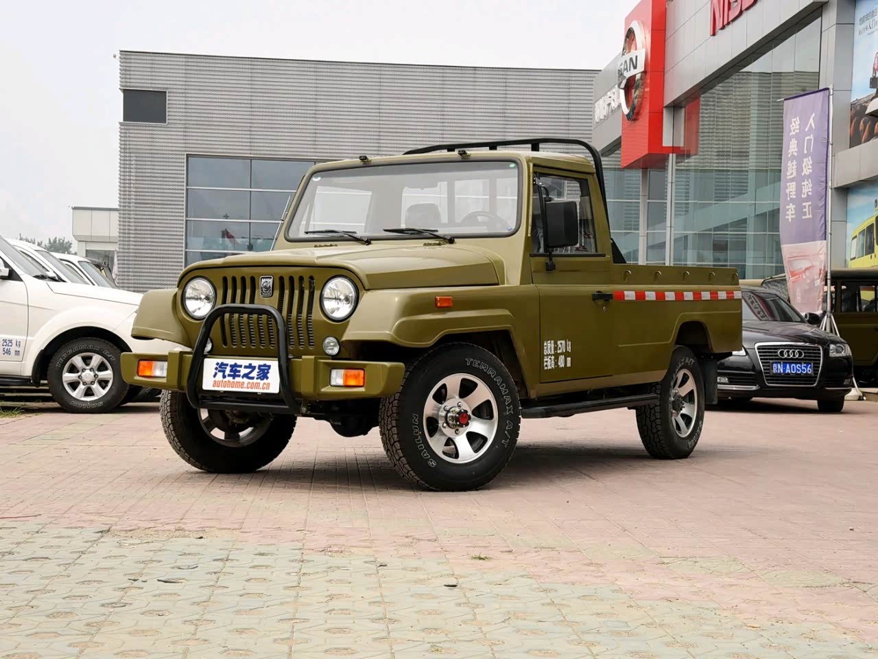 靓丽时尚又漂亮的战旗皮卡