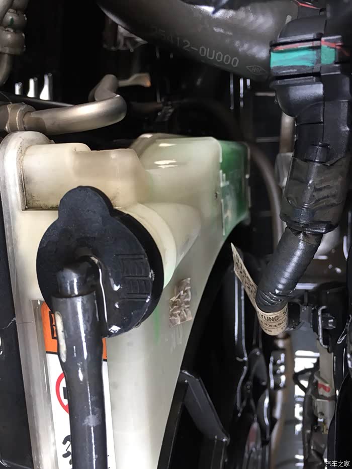 【图】换防冻液和助力油咯,,,_起亚k2论坛_汽车之家论坛