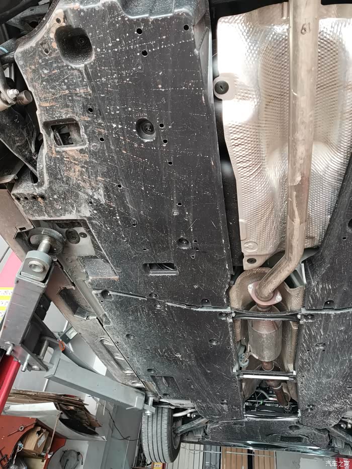 22款八代凯美瑞汉高底盘装甲作业多图慎入