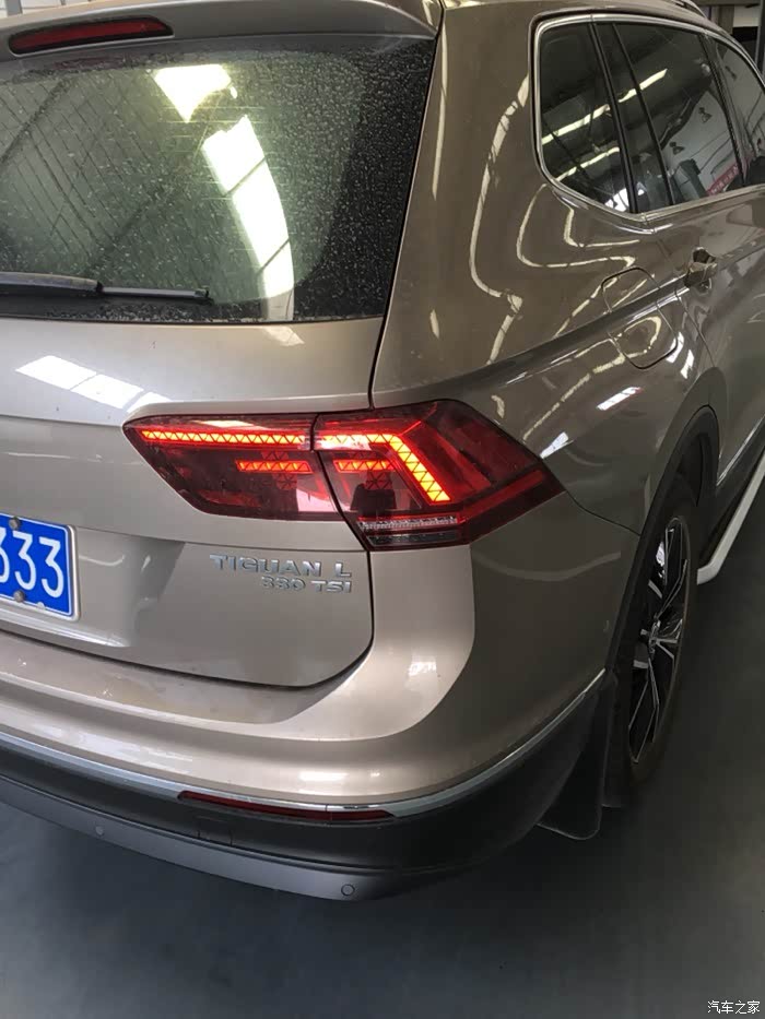 再看看后腚,led后尾灯也很漂亮