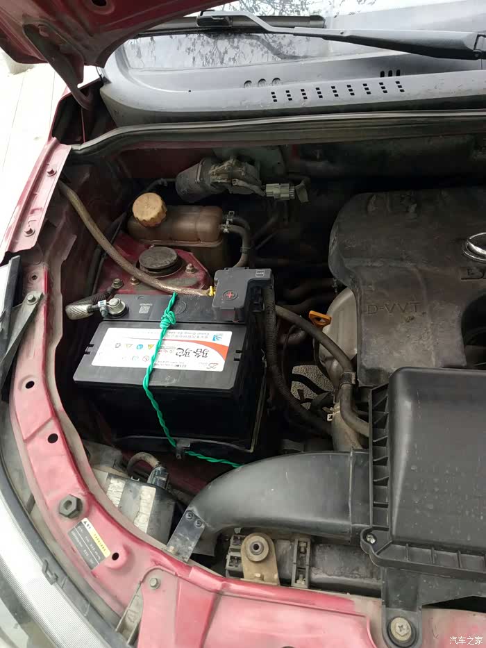 【图】我的小三换电瓶了!_北汽幻速s3论坛_汽车之家论坛