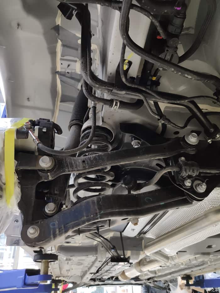 锐程cc喷底盘装甲底盘解析多图