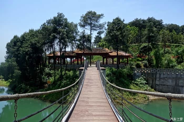 重庆cs35车友会1855cs法拉利带着小三铁山坪游