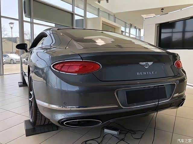 新款宾利欧陆超跑!