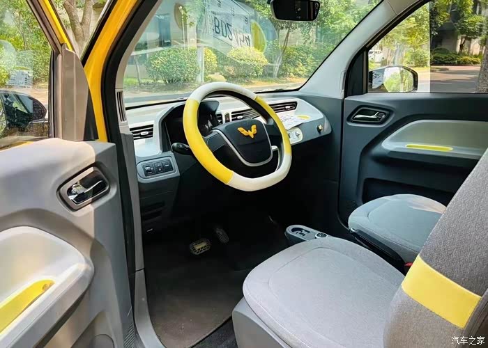 五菱宏光mini21年5月上牌五菱马卡龙续航120