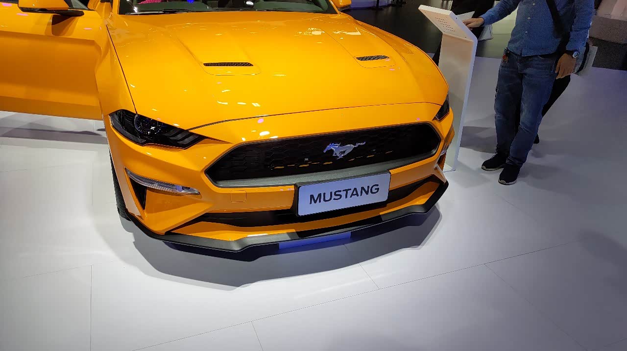 【图】再来一波野马大黄色!_mustang论坛_汽车之家论坛