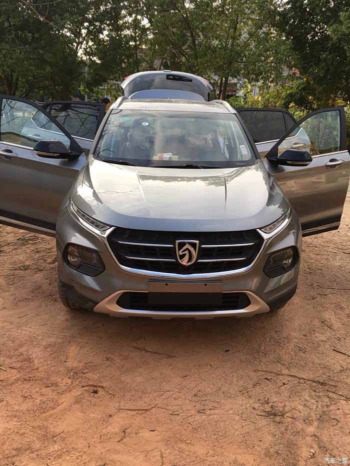 宝骏510,手豪极光银.最美的期待!