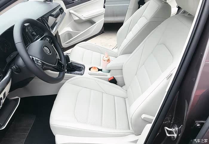 【图】朋友家的紫色plus_朗逸论坛_汽车之家论坛