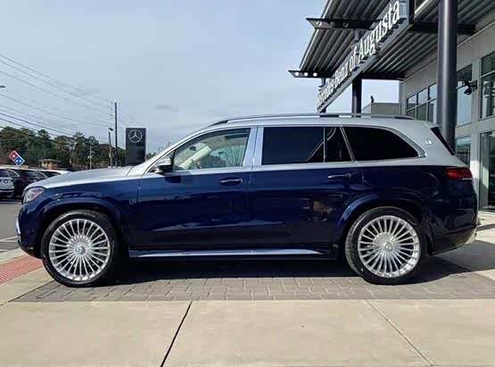 【图】奔驰"最壕"suv,双色车身,四座布局_迈巴赫gls论坛_汽车之家论坛