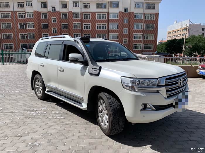 我的兰德酷路泽 柴油版 d4d发动机就是省油