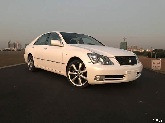 一代经典十二代皇冠