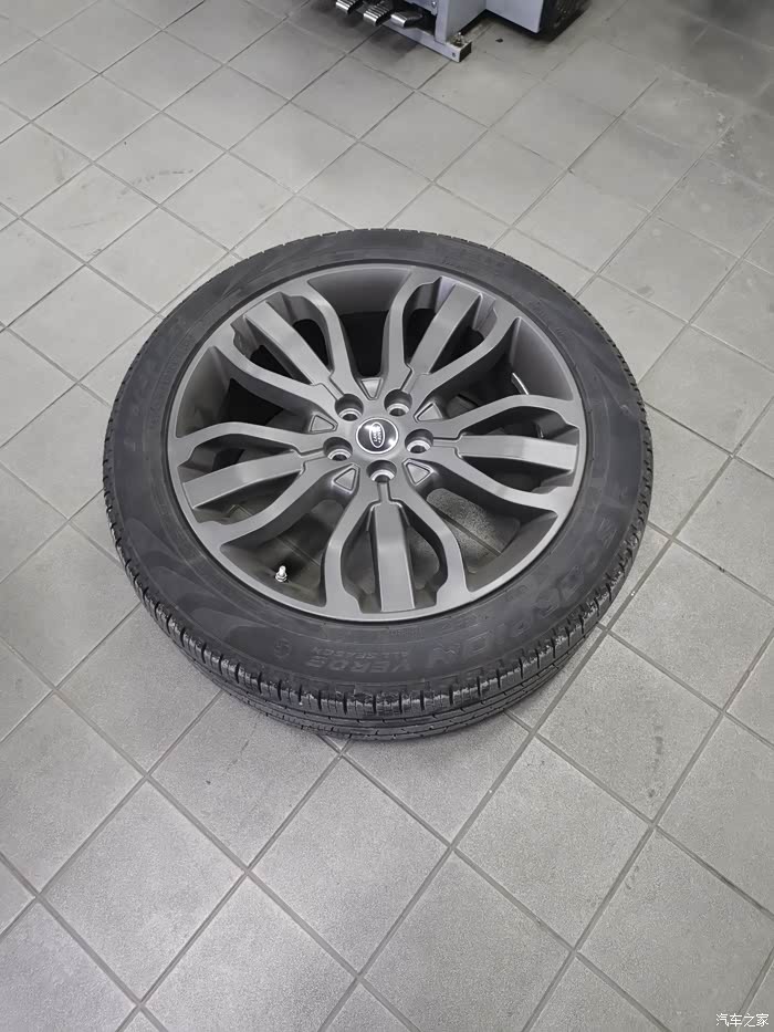 原厂21抢灰色轮毂