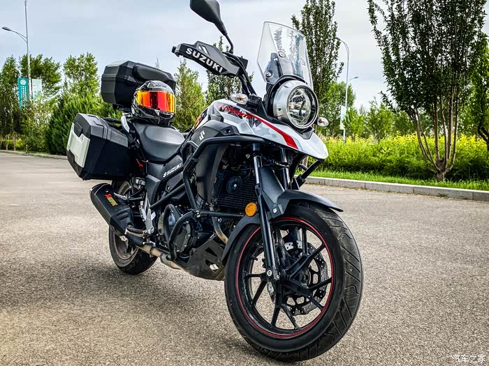 190机车男】新人骑手为什么要选"老头乐" -我与我的铃木dl250_摩托车