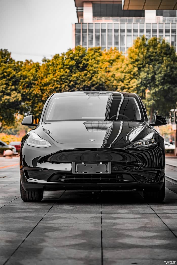 分享一波特斯拉modely照片