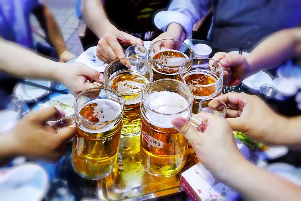 一瓶好酒,今晚一约.醉!