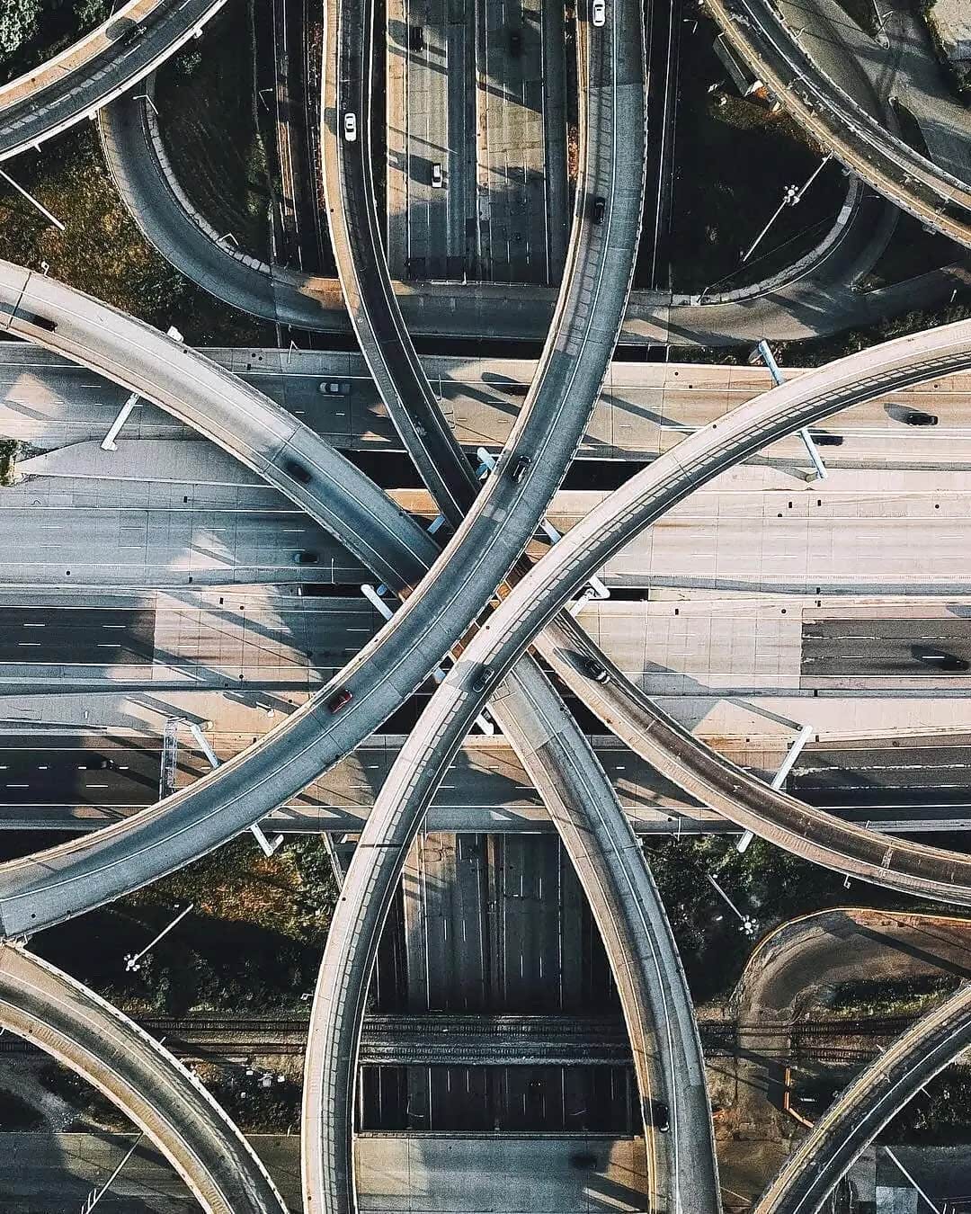 摄影中的对称之美.看起来极度舒适 .