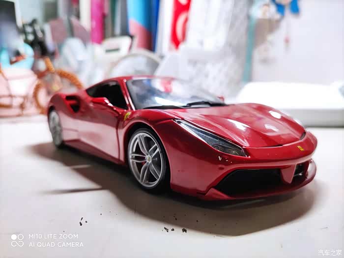 敢发就敢送鉴赏车模法拉利488gtb