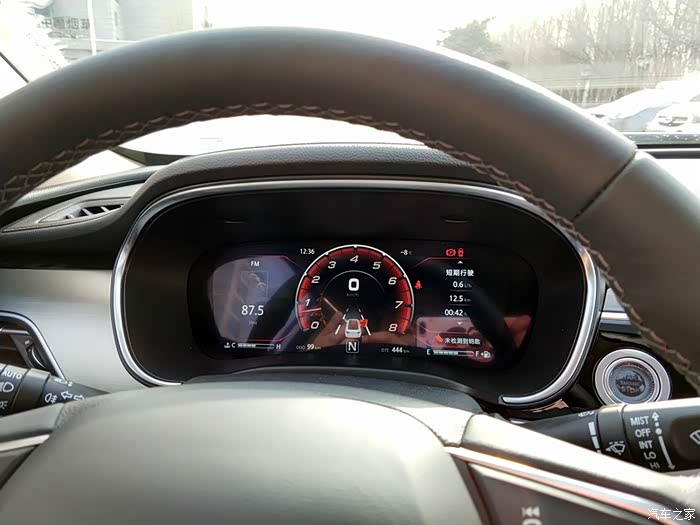还是看看我的爱车cc吧,智能仪表盘