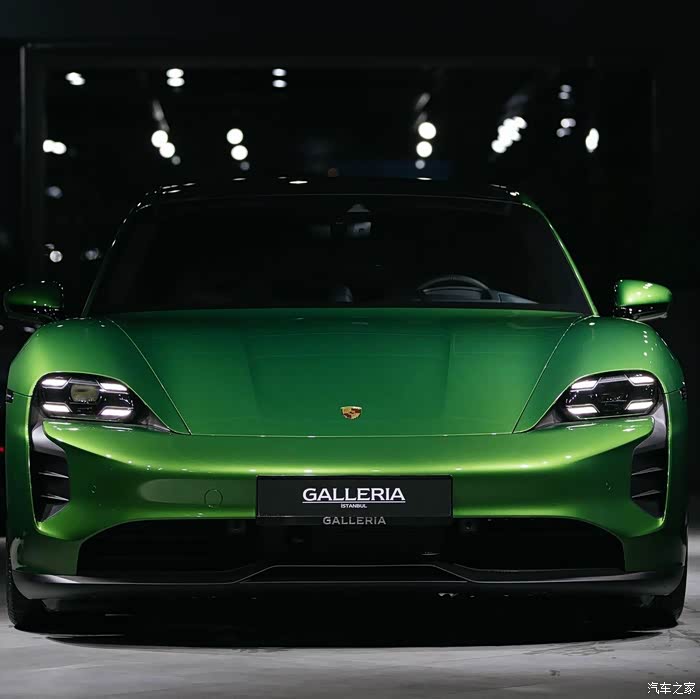 porschetaycan4s绿色精灵一枚