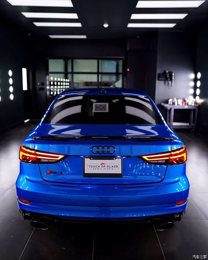 奥迪rs3,这涂装真惊艳
