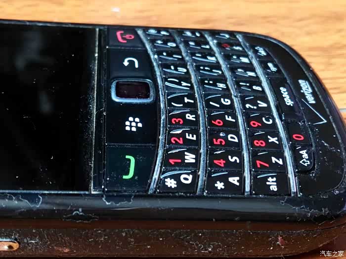 【图】与无,我的黑莓手机还在_c4世嘉论坛_汽车之家论坛