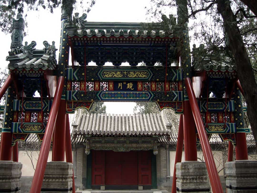 这里拥有丰厚的历史文化积淀,优美的自然环境景观