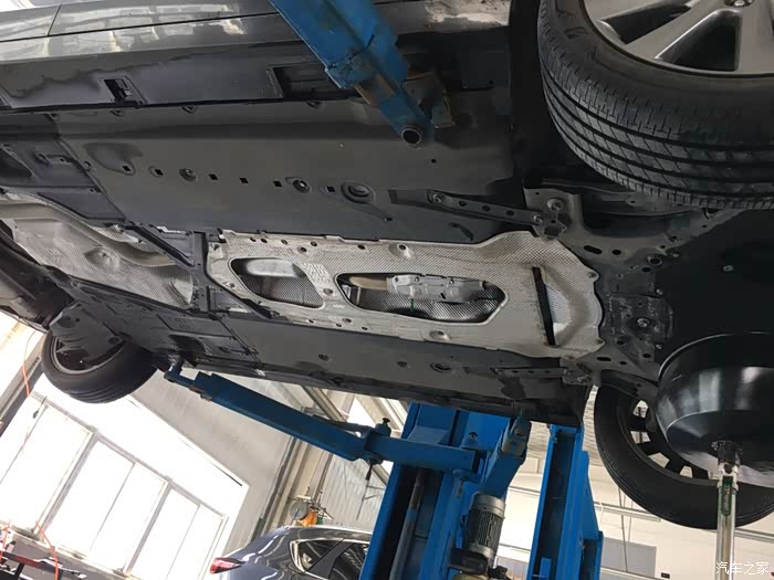 【图】独立悬挂欣赏图_马自达3 昂克赛拉论坛_汽车之家论坛