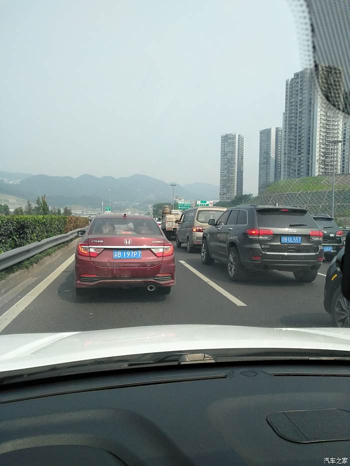 重庆高速公路堵车图片图片