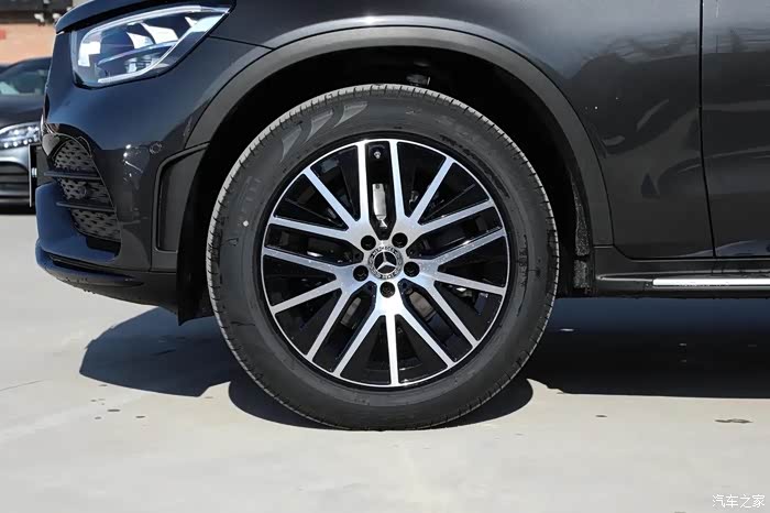 【图】求一套glc300coupe原厂轮毂_奔驰glc论坛_汽车之家论坛