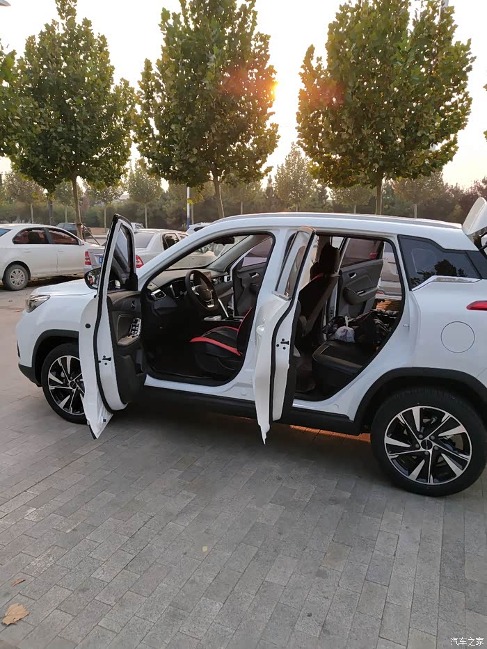 大学生毕业后的第一台车—智达x3