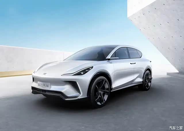 阿里造车进展迅速,新车续航上千公里!车标简单好记