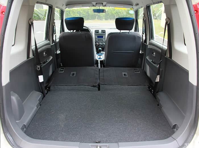 西安北斗星x5e纯电动汽车交车现场