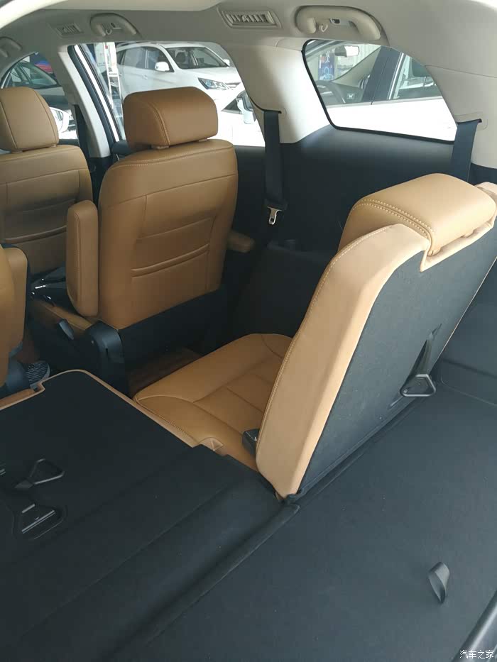 六座宋max实车静态体验