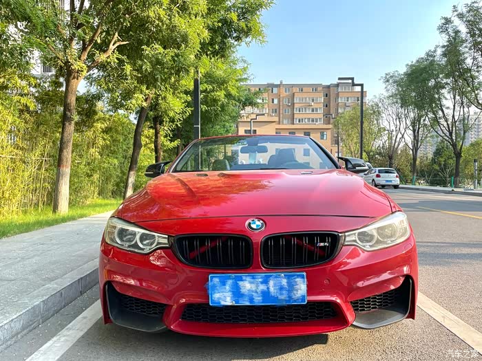 宝马4系428i硬顶敞篷跑车现出售288万