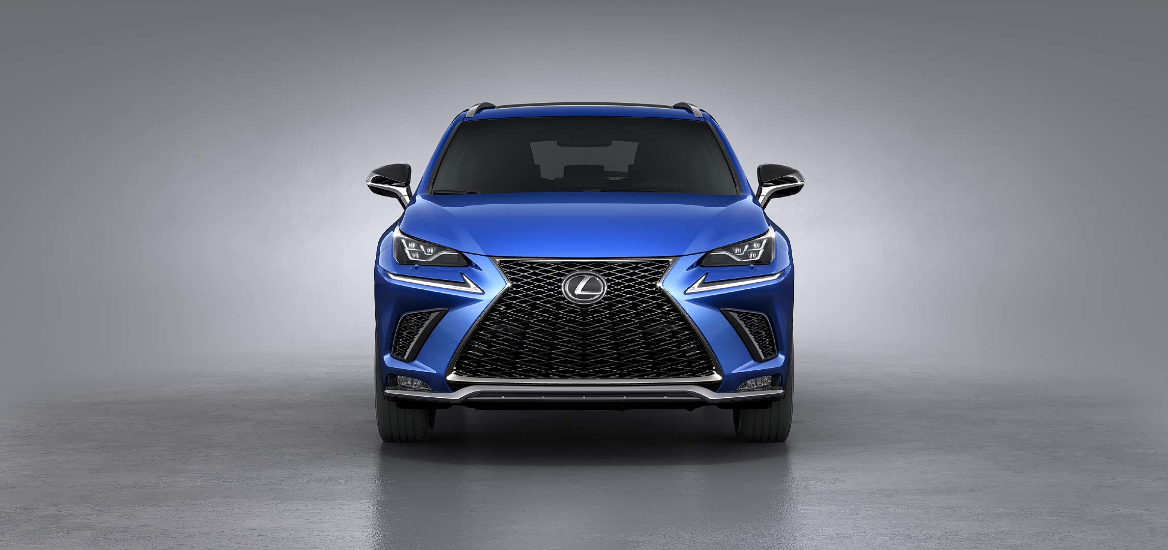 大嘴造型的lexus nx 300 f sport