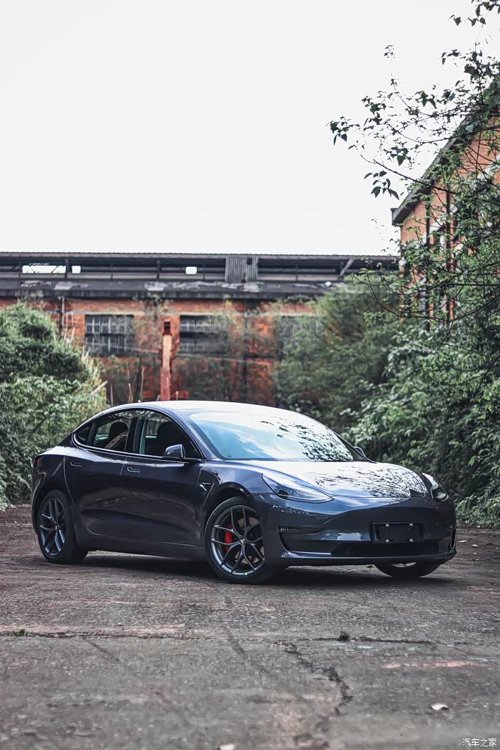 提车作业我的第一台电车特斯拉model3performance