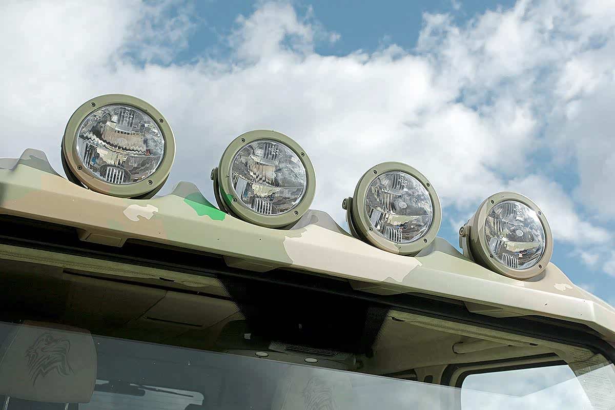 探照灯的加入为你照亮前行之路