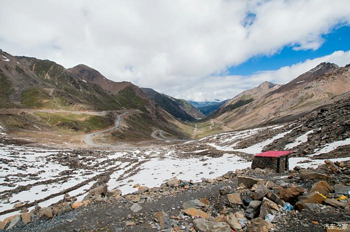 巴朗山海拔5040米,垭口海拔4485米左右 垭口的风景只能用震撼来形容