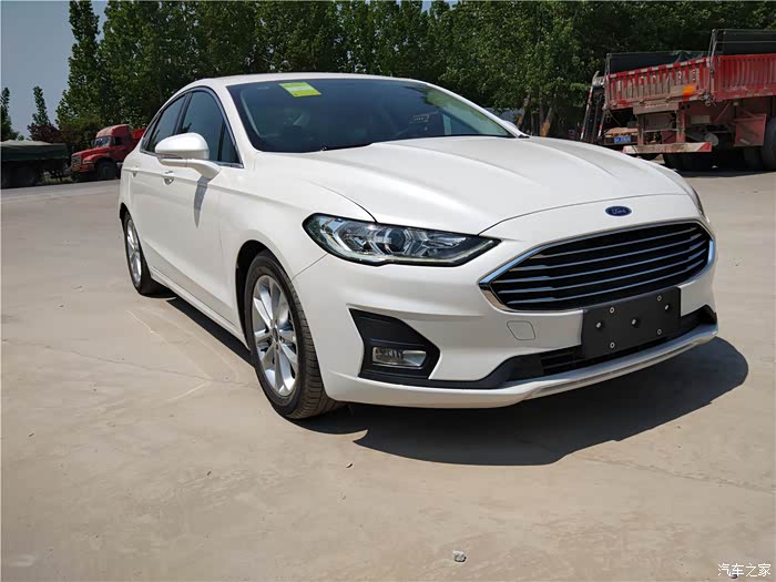 被蒙迪欧的颜值吸引