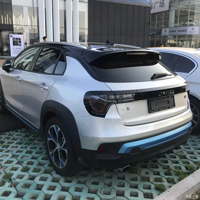 【图】蓝色看多了,转发一个银色的_领克02论坛_汽车之家论坛