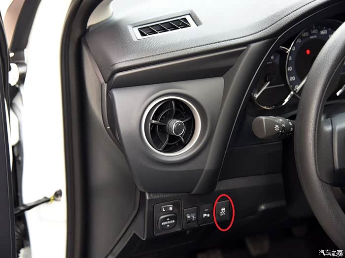 仪表盘上的esp和发动机灯怎么出现黄灯了