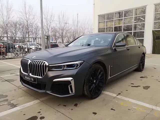 2020款宝马 740li xdrive行政m运动版