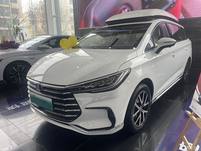 宋maxdmi超级混动车现车到店实拍