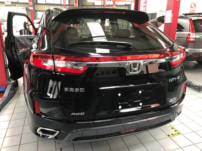 喜提次顶配黑色urv