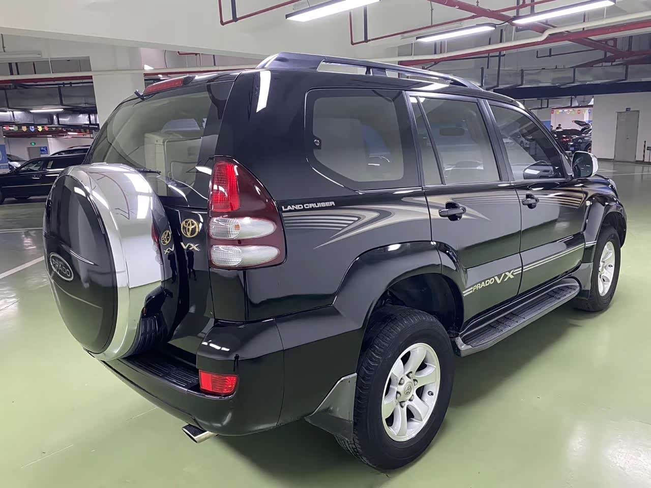 丰田普拉多 lc120 4.0vxn 顶配