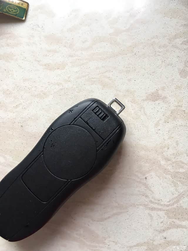 保时捷macan的钥匙有几把机械钥匙