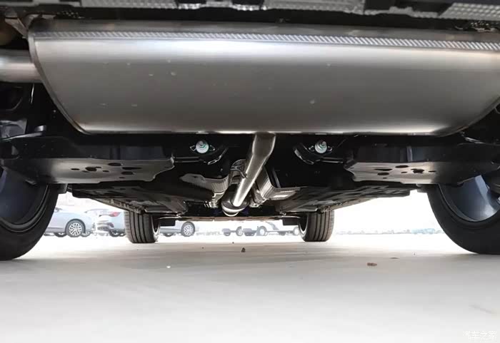 吉利星越l智擎的内饰设计所吸引