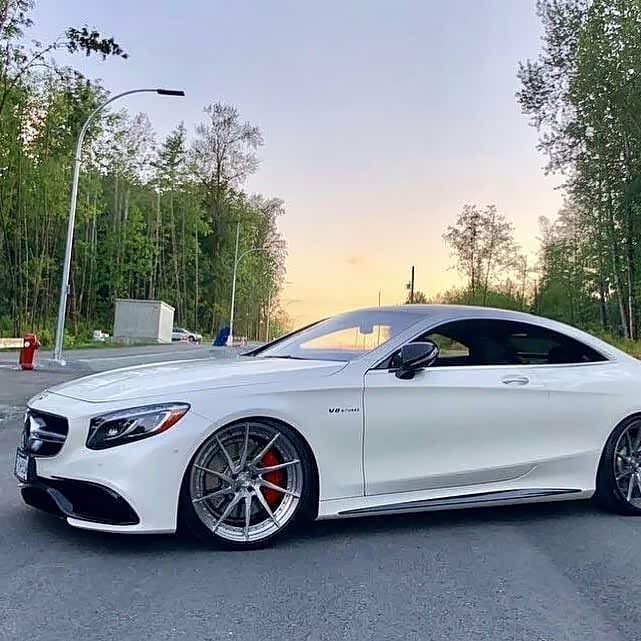 买s63 amg coupe一定很壕